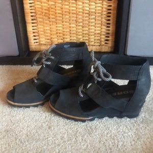 Sorel Joanie Sandal Black size 8
